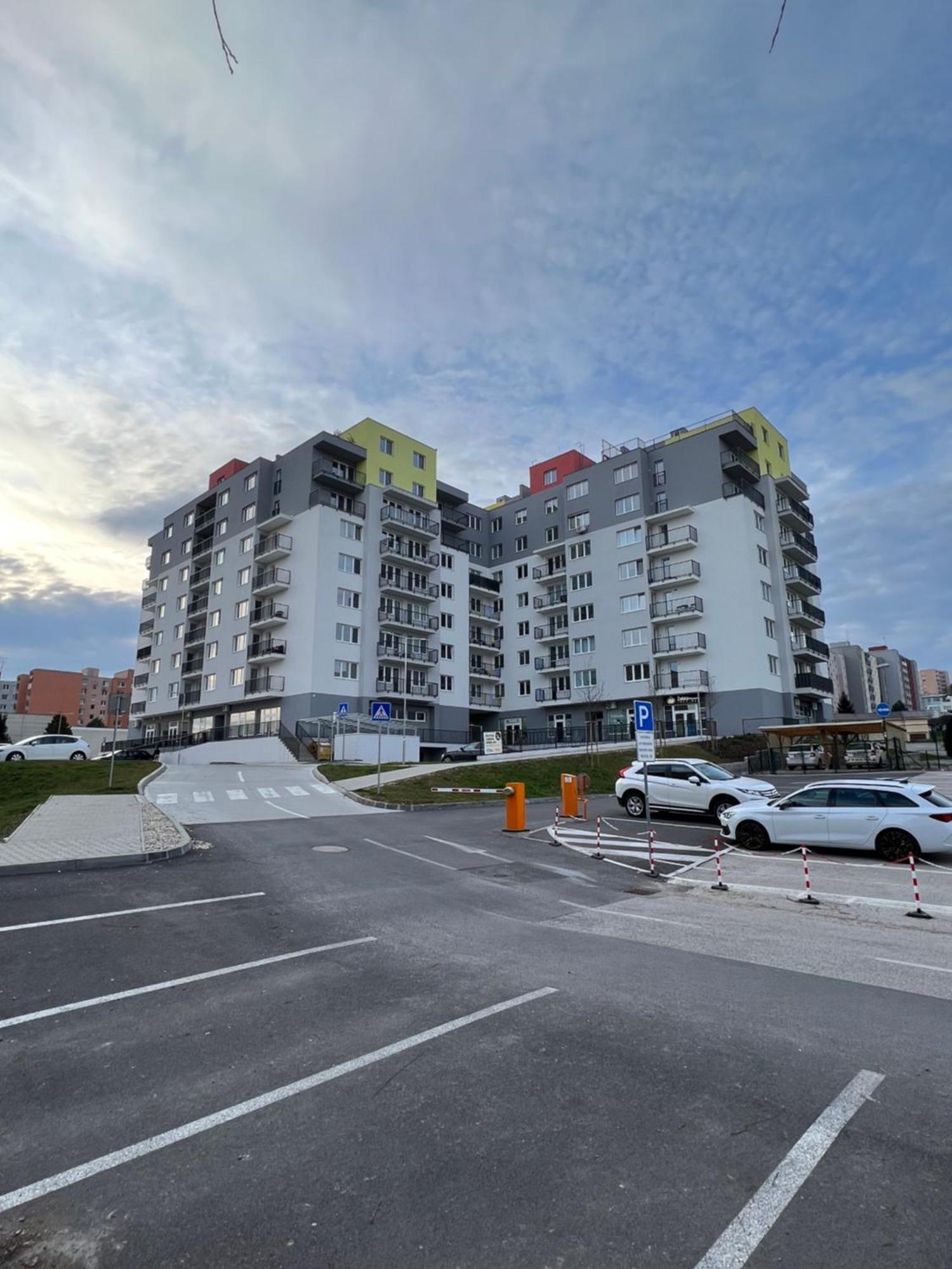 Cozy Stay Apartment Trenčín Zewnętrze zdjęcie