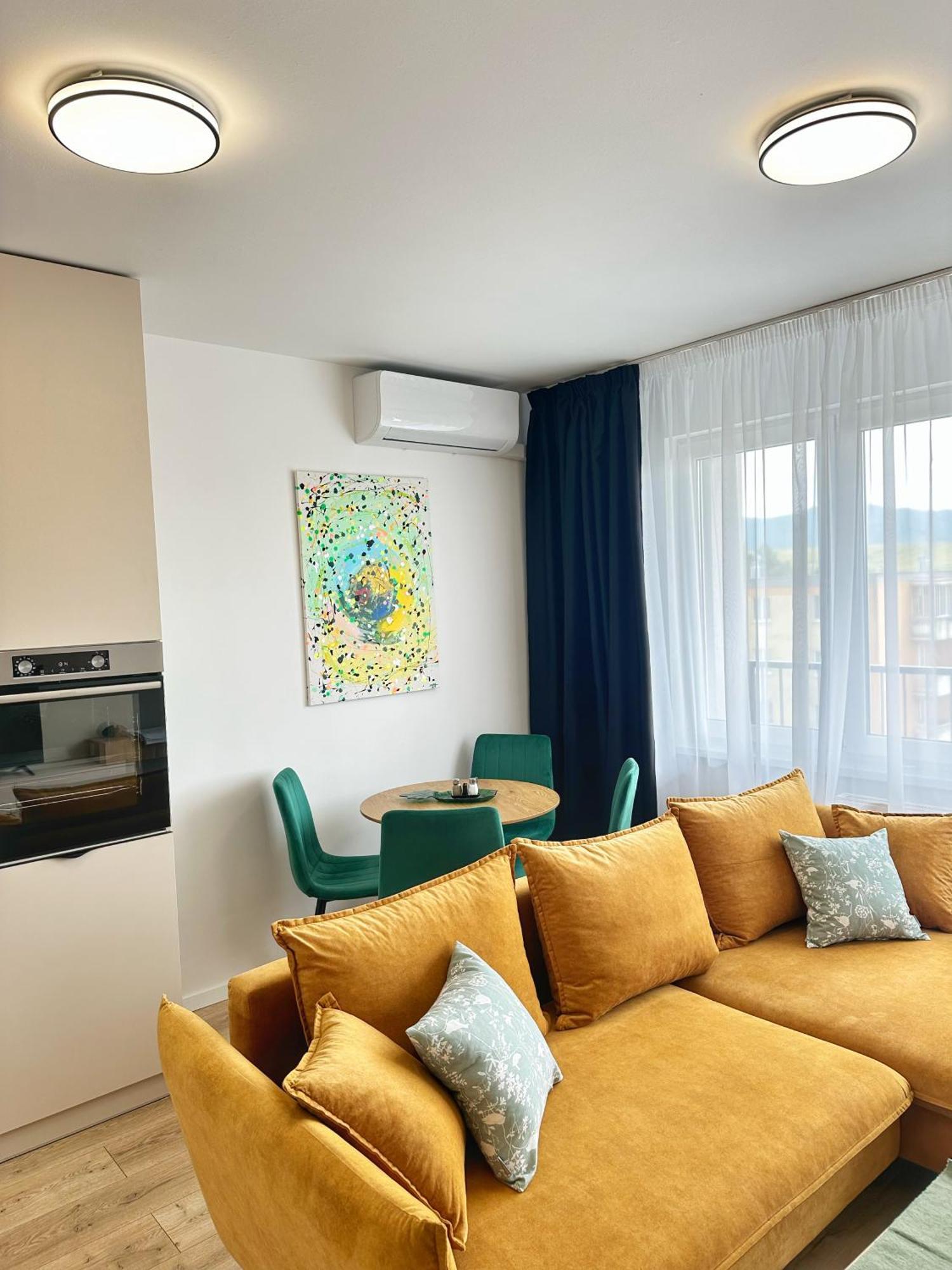 Cozy Stay Apartment Trenčín Zewnętrze zdjęcie
